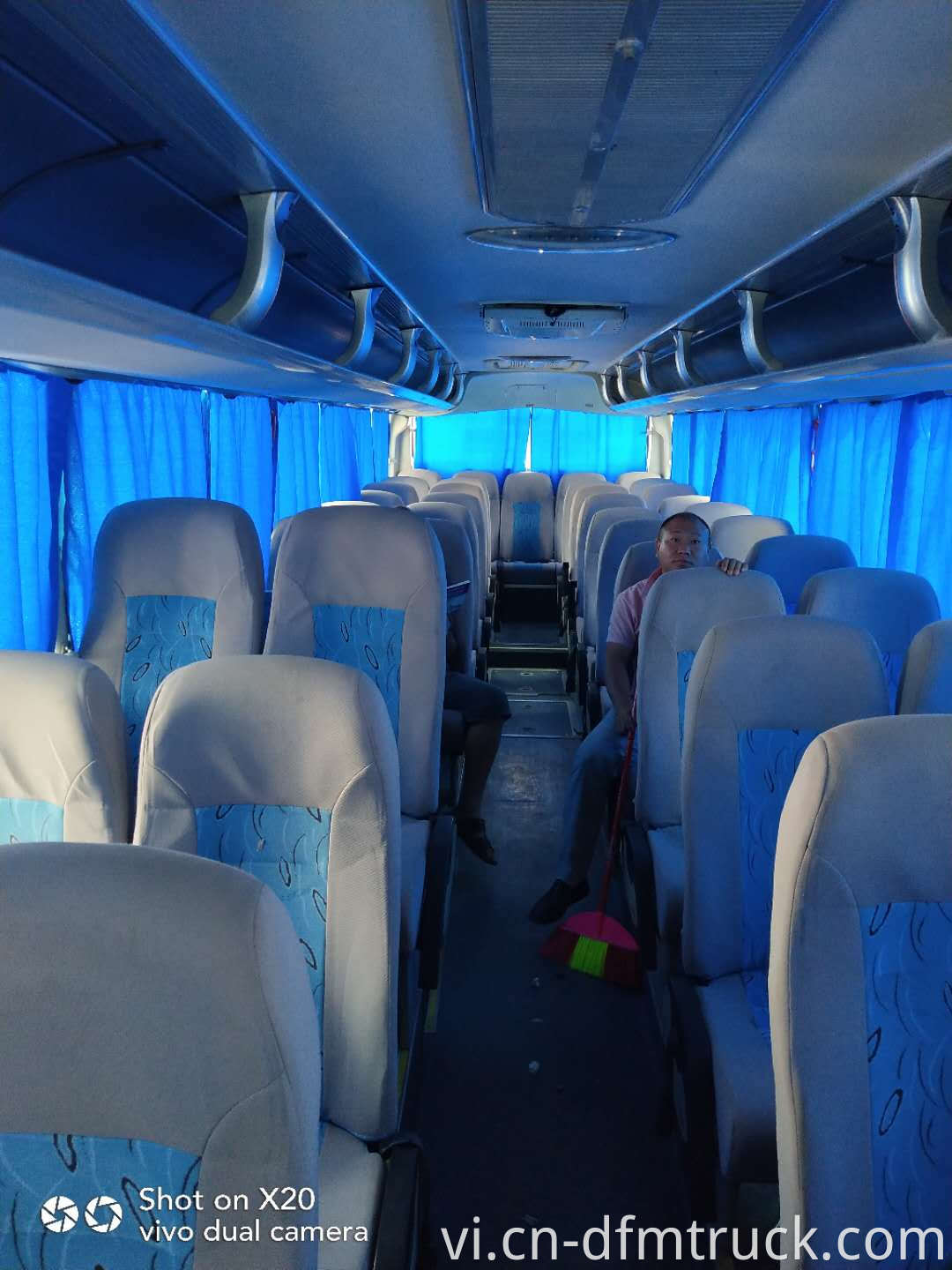 coach bus (1)